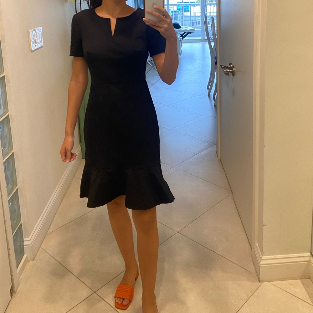 Banana Republic Women’s Black Below the Knee Tight Dress Size 0